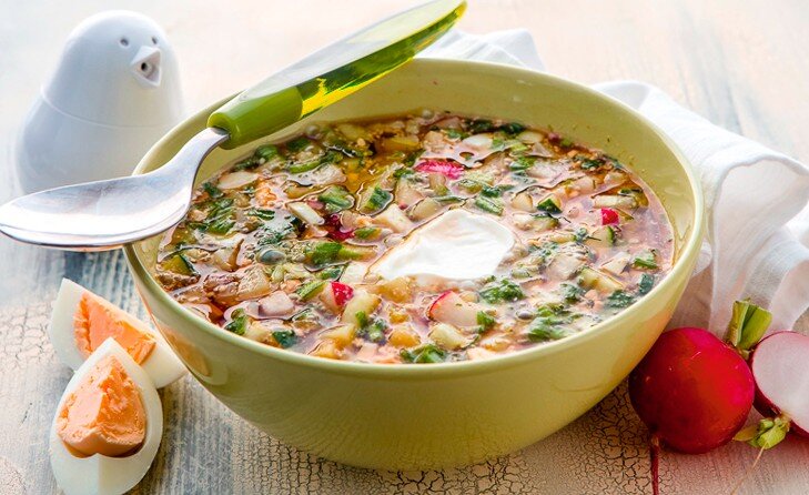 Эксперт рассказала о пользе и вреде окрошки