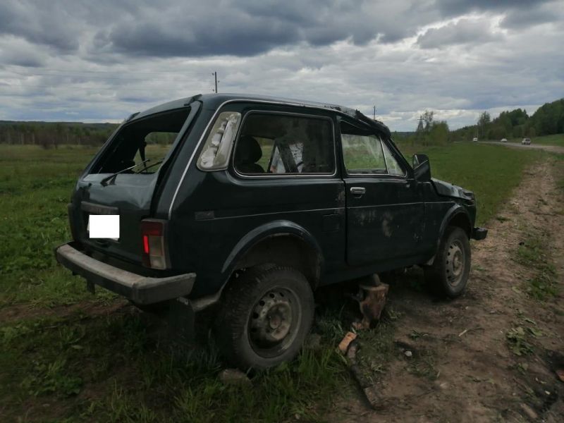 В Нолинском районе опрокинулась «Нива»