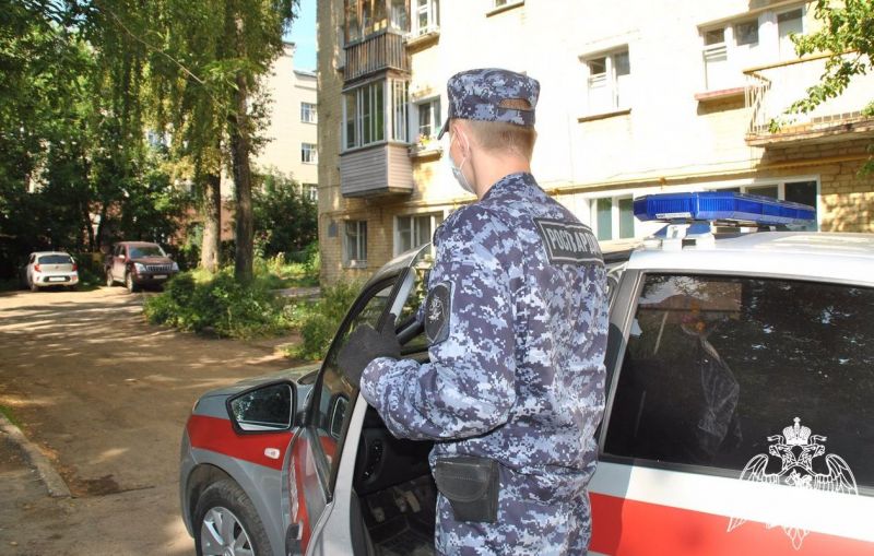 В Кирове задержали гражданина, повредившего чужой автомобиль