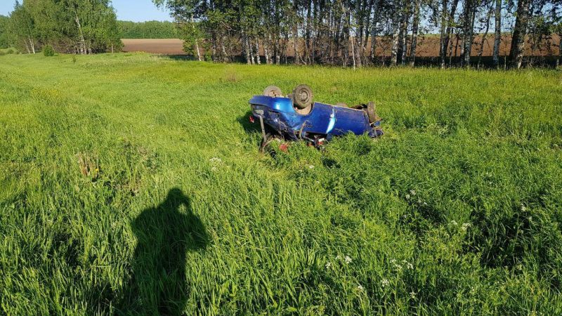 В Пижанском районе бесправник улетел в кювет и перевернулся