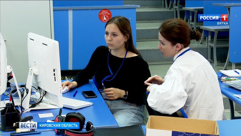 В кировских вузах и колледжах стартовала приемная кампания