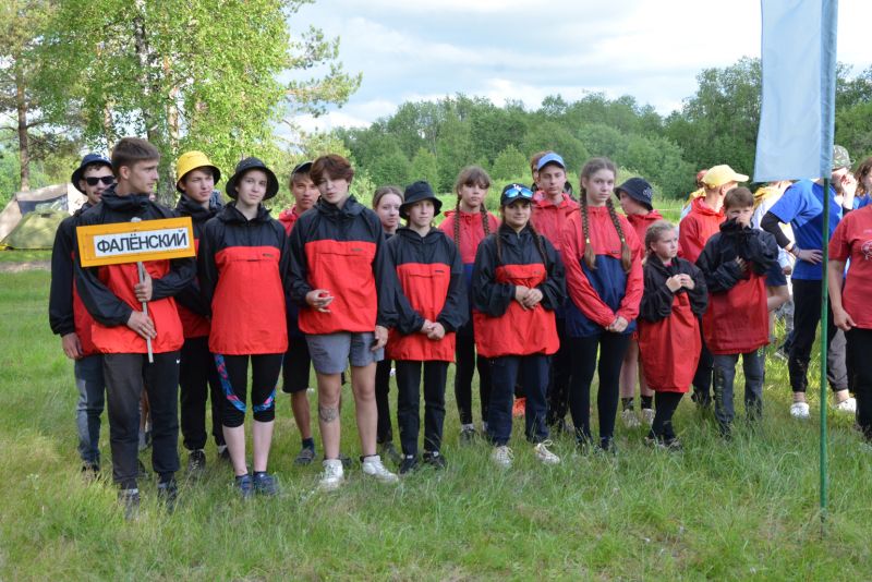 Школьники Кировской области проходят испытания для туристов