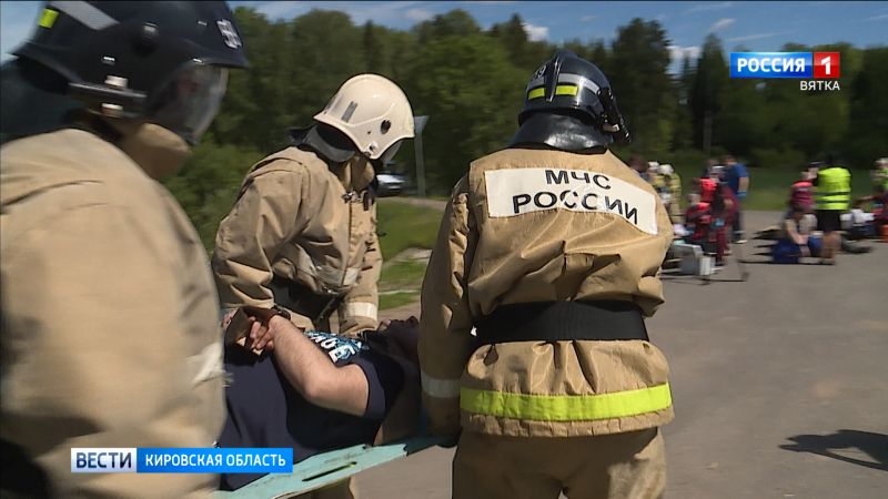 В Юрьянском районе прошли учения по ликвидации ДТП