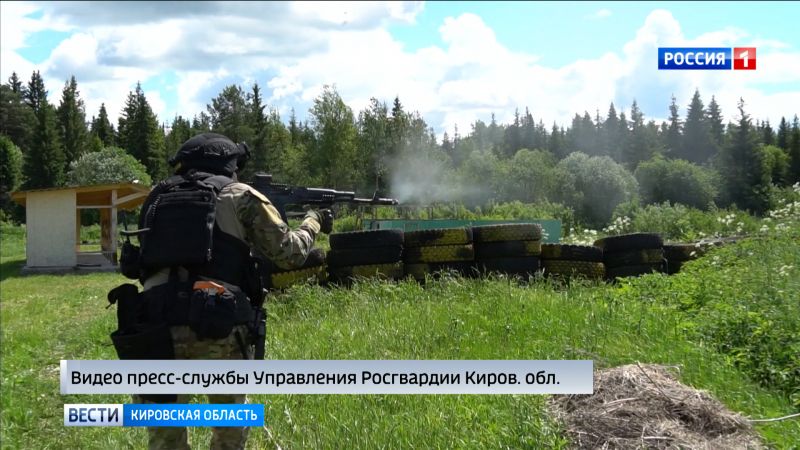 В Кирове состоялся турнир по тактической стрельбе среди сотрудников спецподразделений