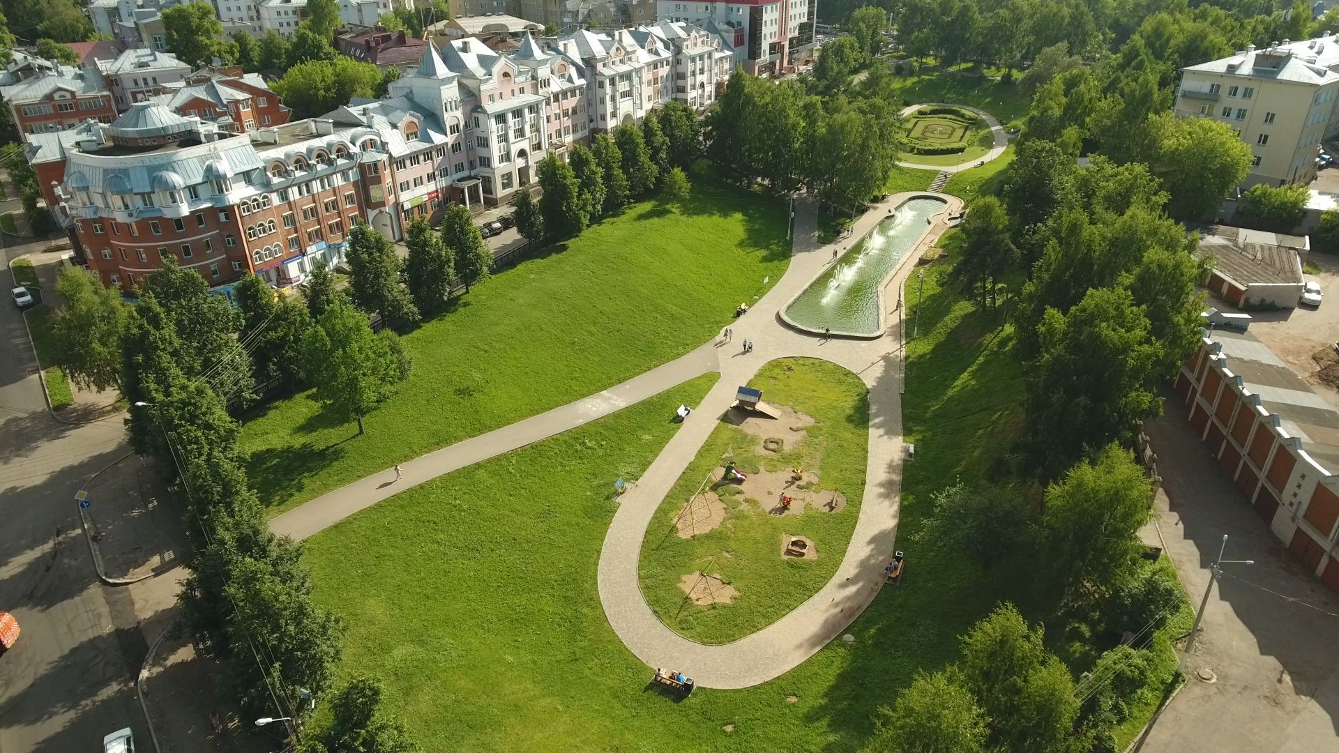 В понедельник в Кировской области до  31