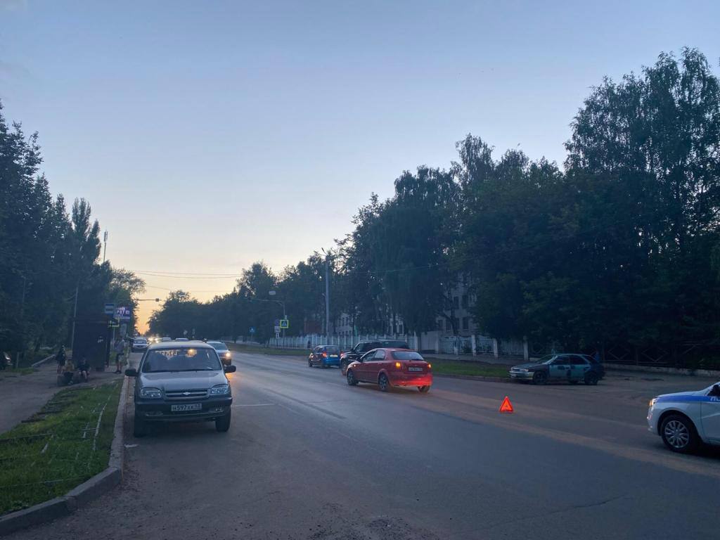 В ГИБДД просят кировских пенсионеров не пренебрегать правилами дорожного движения