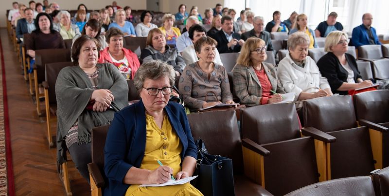 Кировские школы подготовят документы для президентской программы капремонта