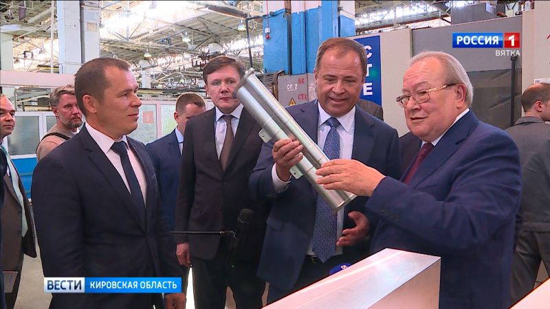 Игорь Комаров посетил завод «Лепсе»