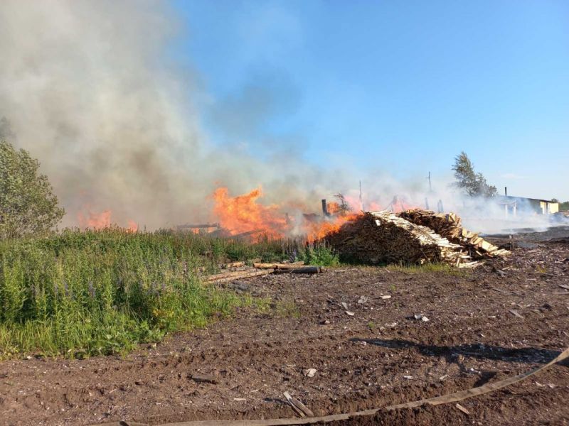 В Санчурском районе произошел пожар на пилораме