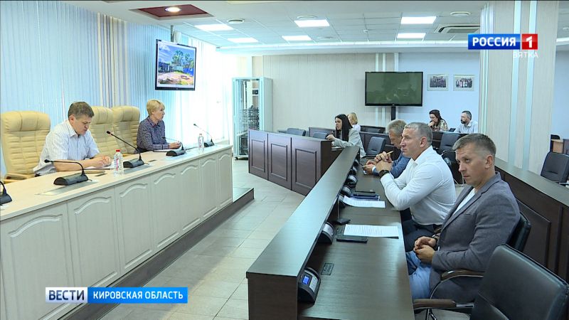 В Кирове обсудили вопросы строительства и очистки ливневой канализации