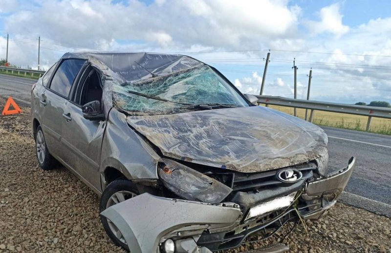 В Кирово-Чепецком районе перевернулась машина пенсионеров