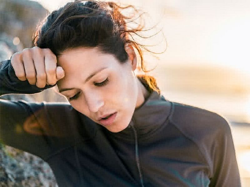 Вирусологи рассказали о симптомах омикрон-штамма «кентавр»