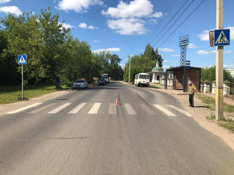 В Слободском водитель автобуса сбил ребенка