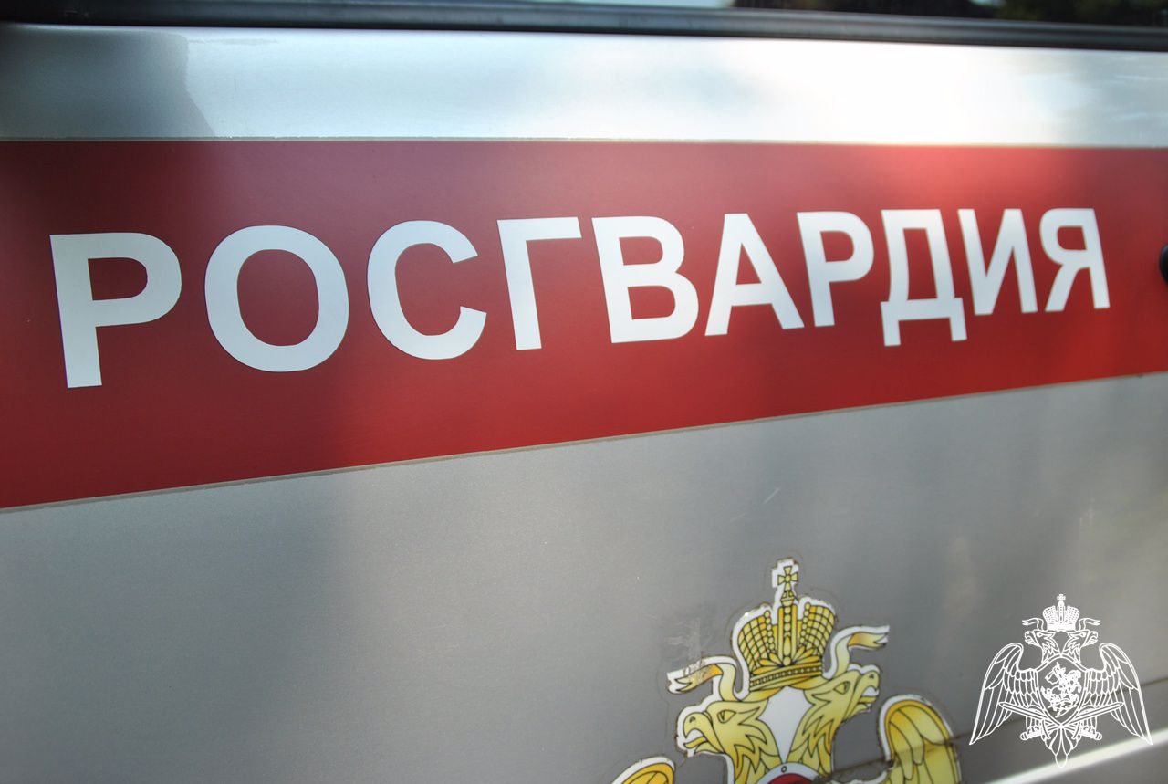 В Кирове находящийся в розыске гражданин устроил дебош в сауне