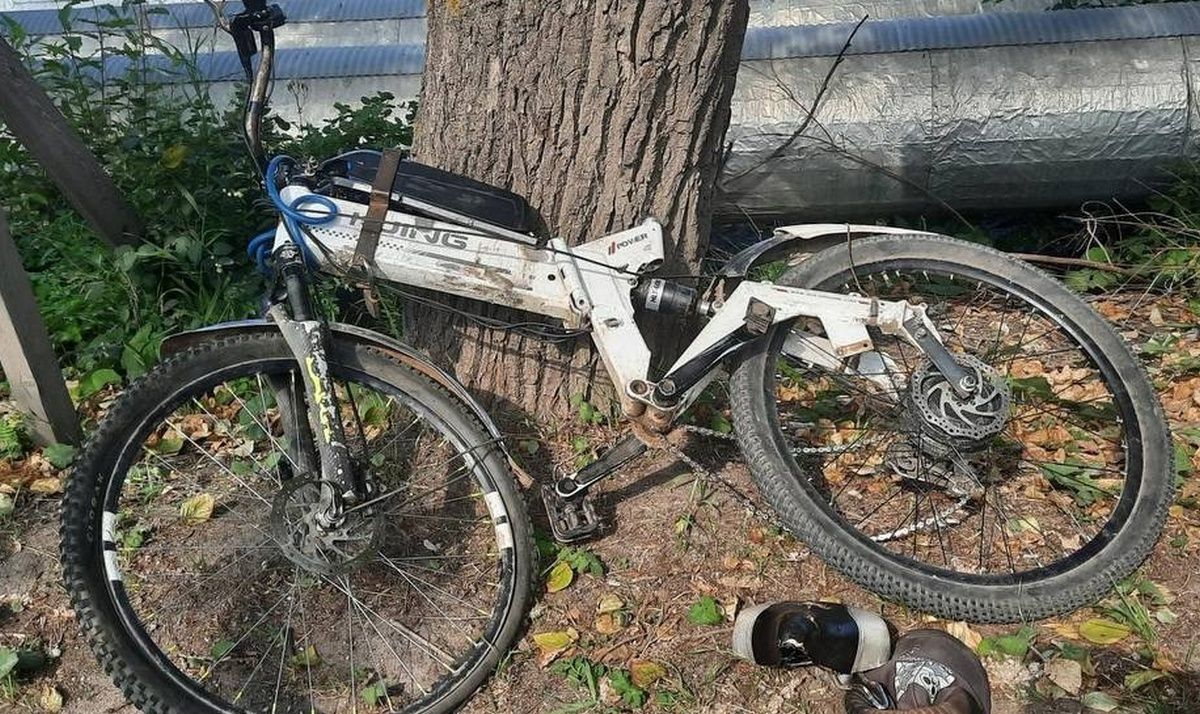 В Кирове водитель грузовика Hino столкнулся с велосипедистом