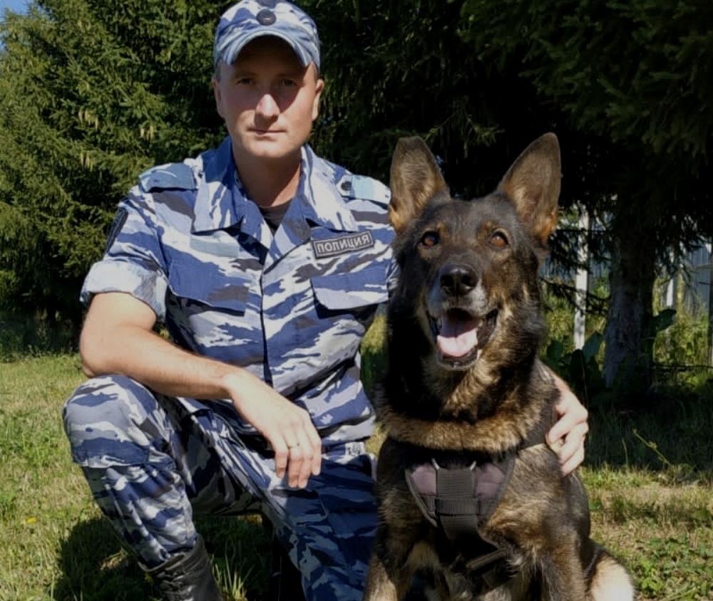 Кировский кинолог вошел в десятку лучших в России