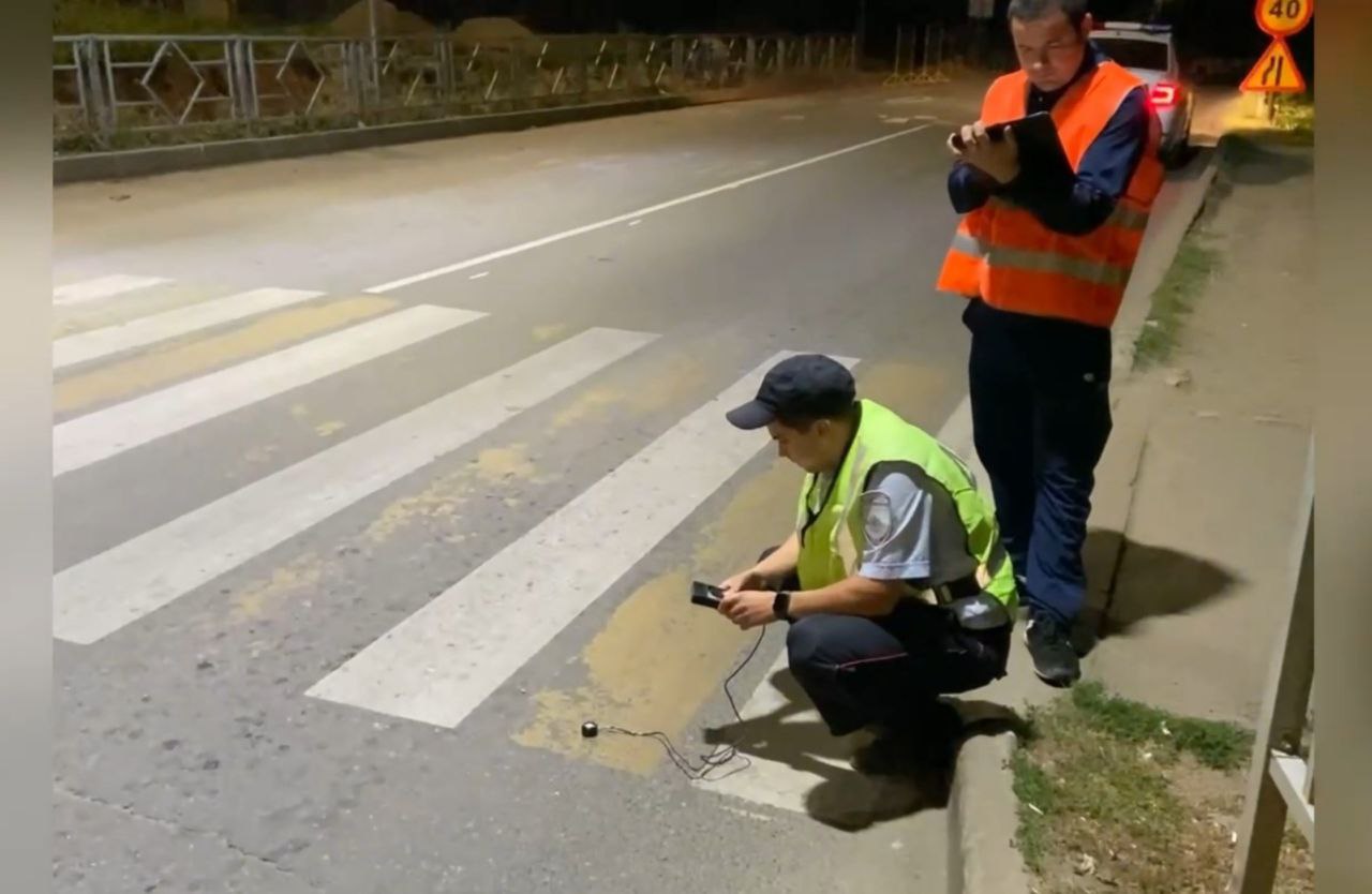 Кировские автоинспекторы проверяют состояние улично-дорожной сети возле школ
