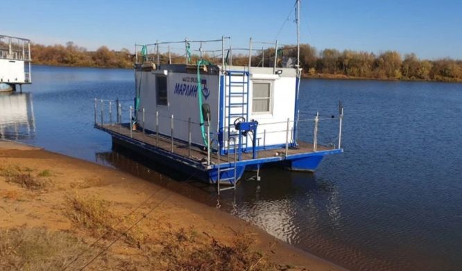 В Кирове продают дом на воде за 3 млн рублей