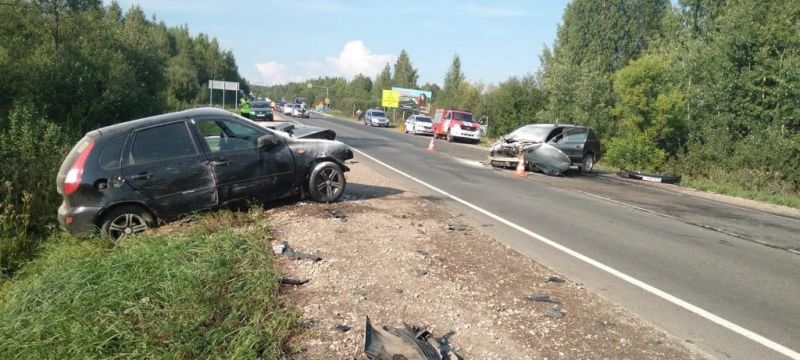 В Кирове произошло ДТП с возгоранием автомобиля и четырьмя пострадавшими