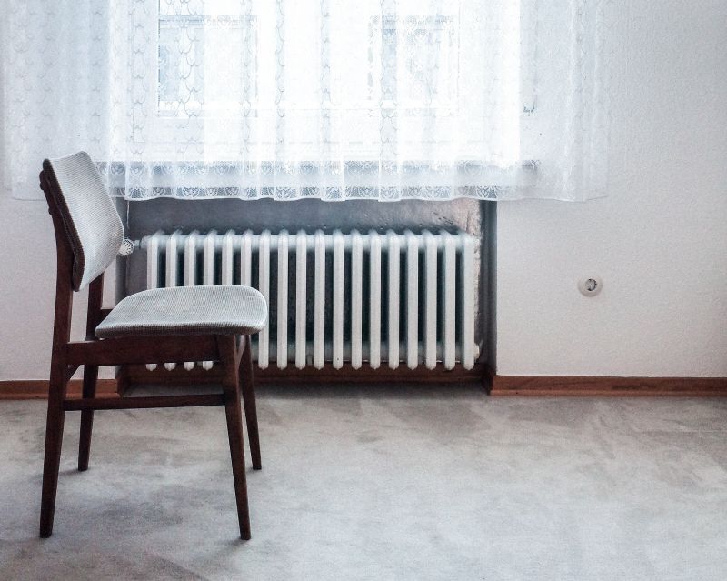 Александр Соколов поручил решить проблемы с отоплением в поселке Заря