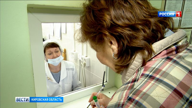 За неделю 202 жителя Кировской области пострадали от укусов клещей