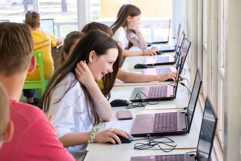 Юные кировчане прошли обучение лазерным технологиям и IT