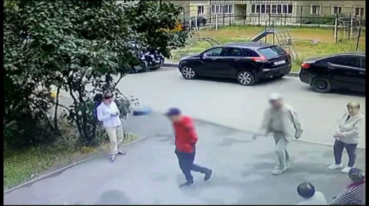 «Сын коллеги» украл у мужчины дорогие часы