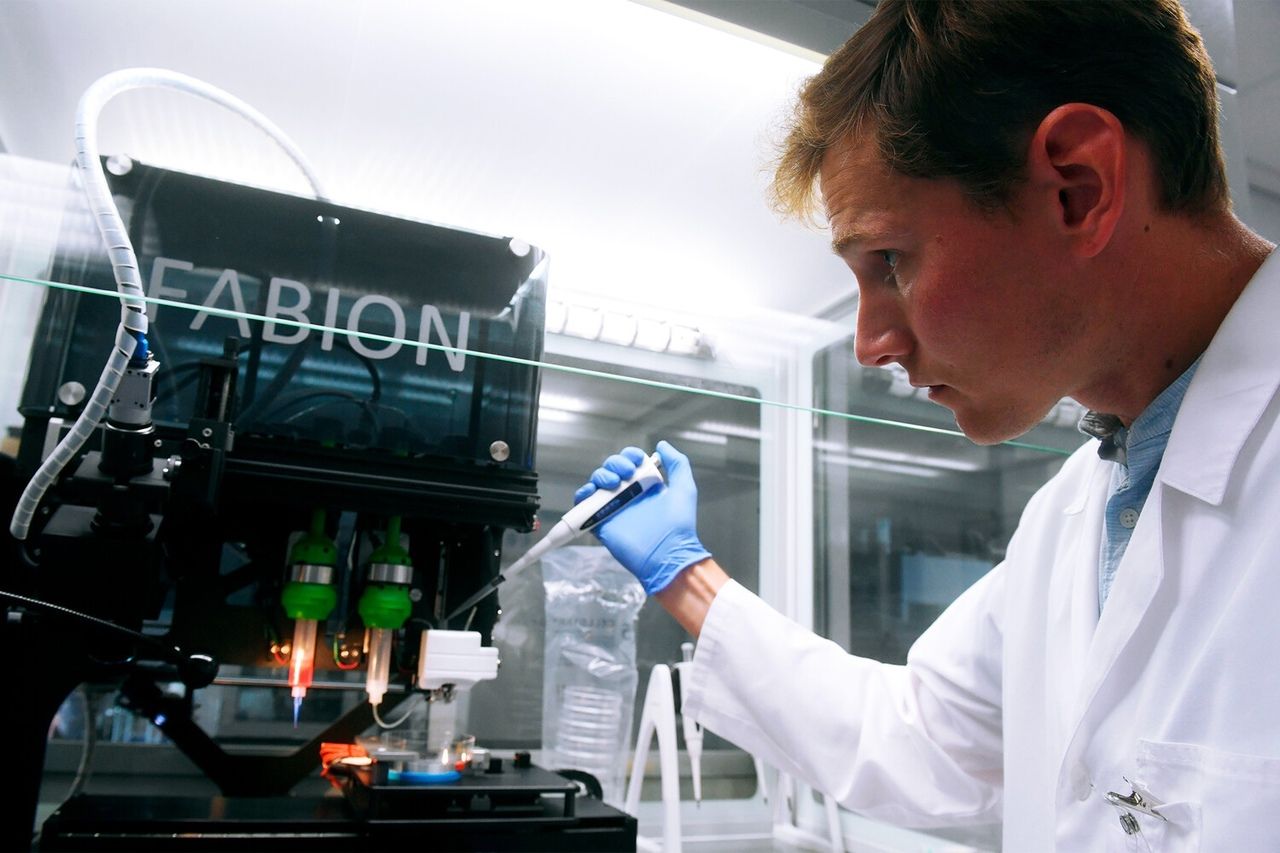 Российские ученые разработали невидимые материалы для квантового компьютера