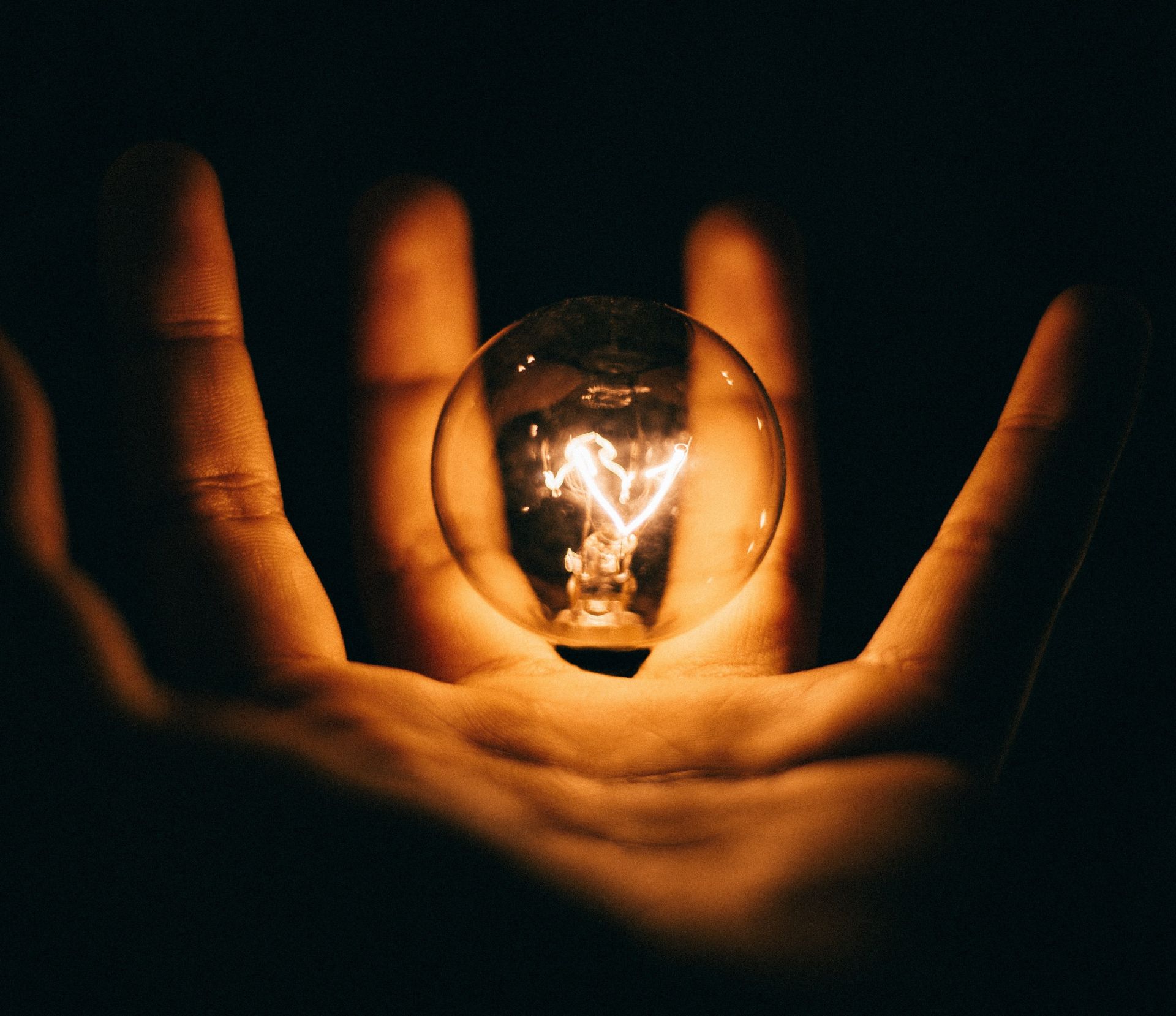 В понедельник десятки домов в Кирове останутся без электричества