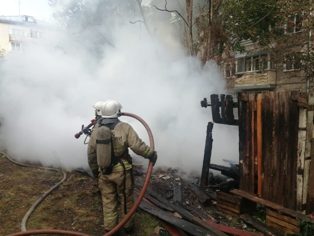 В Кировской области задержали 18-летнего поджигателя автомобиля