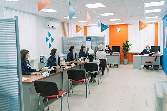 Правительство РФ продлило временные меры поддержки для граждан, которые ищут работы