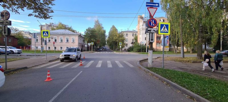 У здания ВятГУ на Красноармейской сбили 17-летнюю девушку