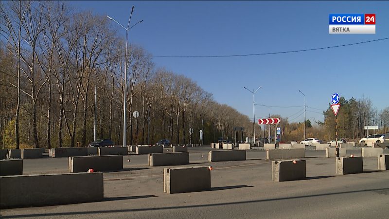 Капремонт кольцевой развязки на перекрестке улиц Павла Корчагина и Проезжей выполнен на 60%