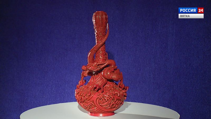 Искусство увидеть …История одной вещицы: «Ваза». Подражание китайской краснолаковой резьбе. Начало XX века