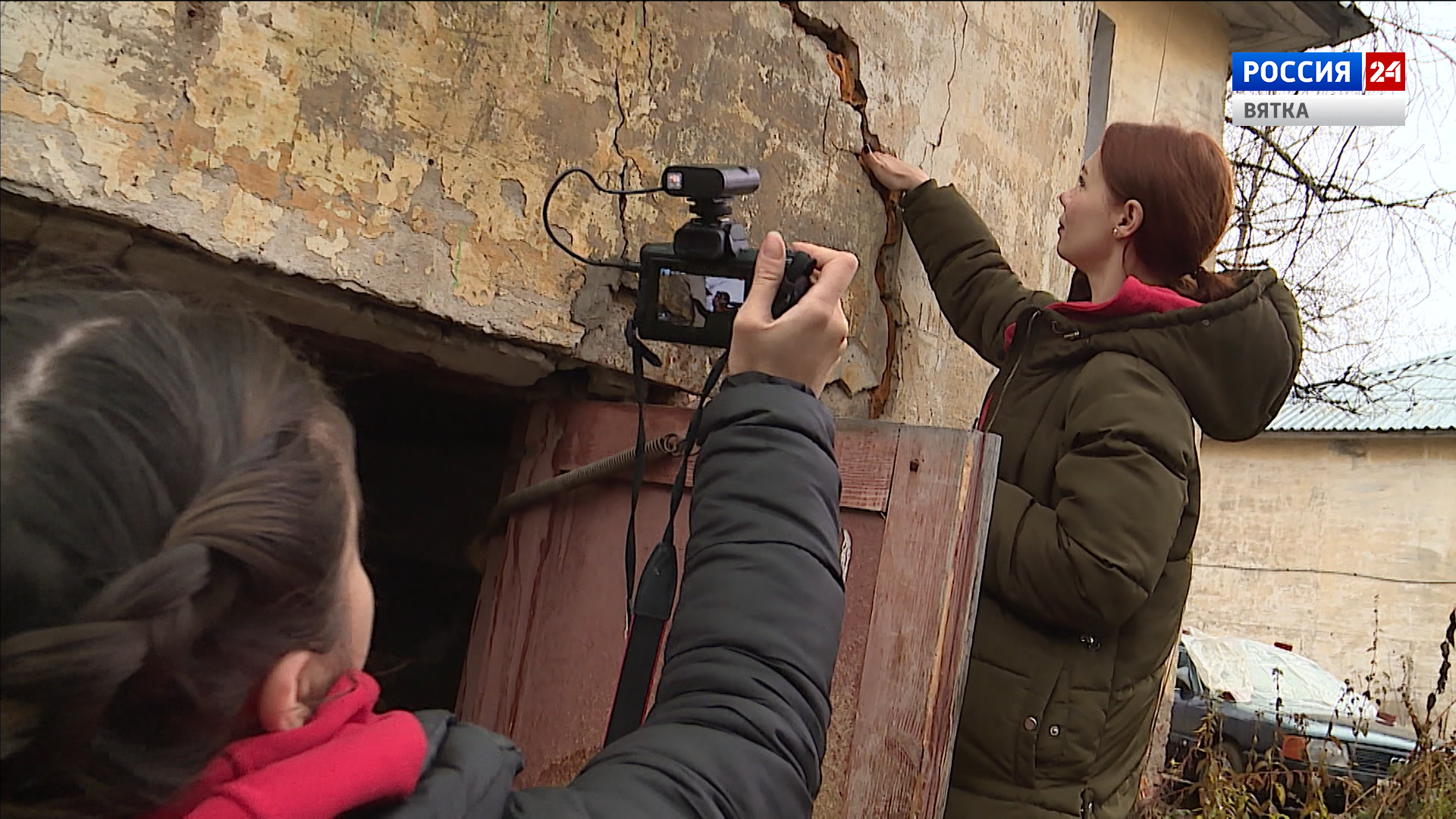 Активисты ОНФ помогают жильцам аварийного дома на Сормовской с расселением