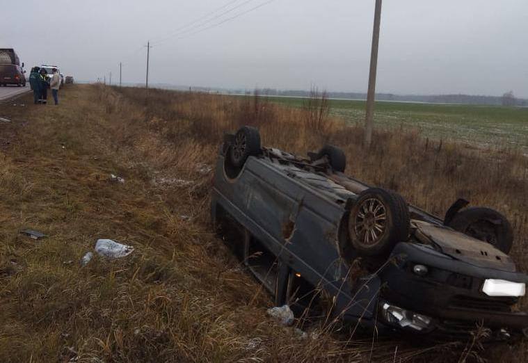 Четыре человека пострадали в аварии на трассе в Уржумском районе