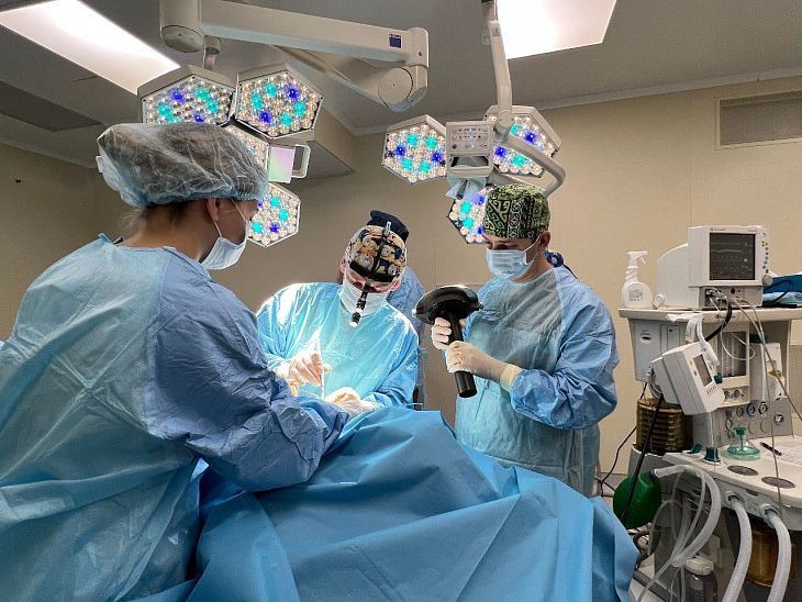 Врачи впервые применили лучевую терапию прямо во время удаления опухоли