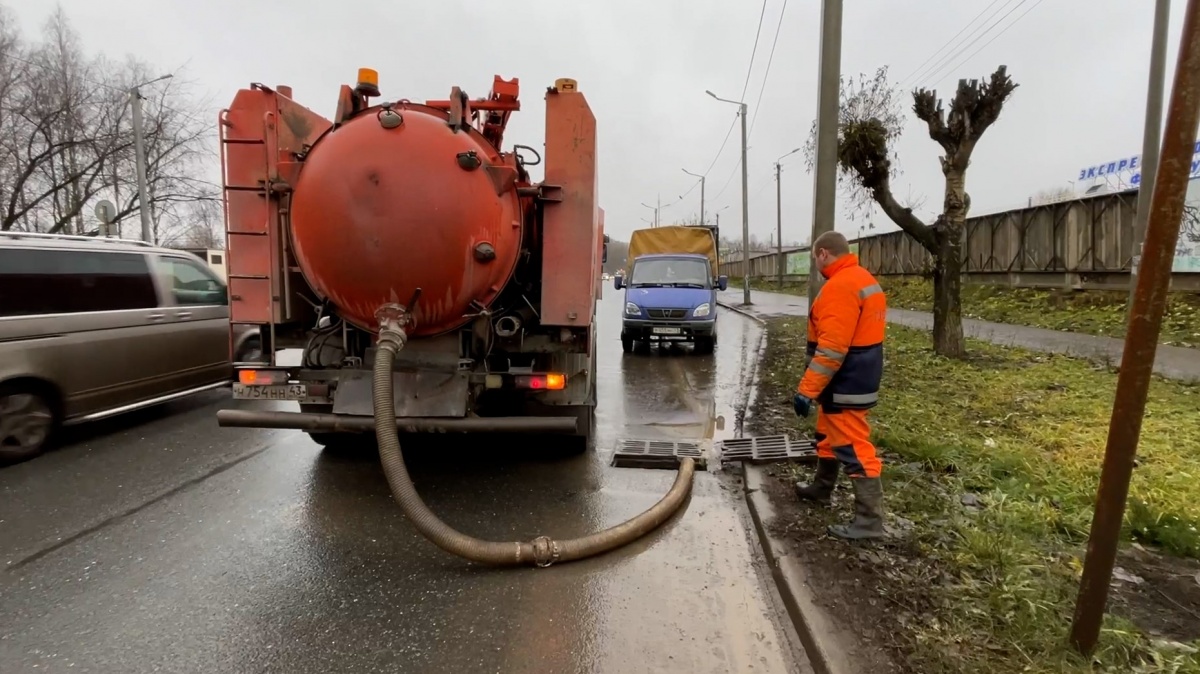 Кировские ливневки готовят к зиме