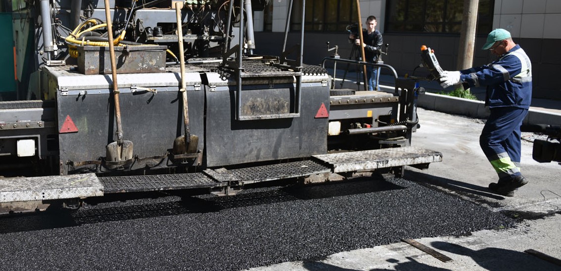 В Кирове завершается ремонт улиц в рамках нацпроекта