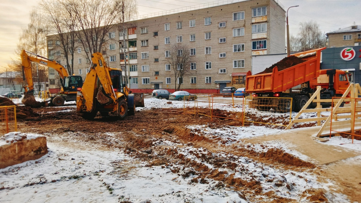 В Кирове на улице Широнинцев завершается масштабная реконструкция теплосетей