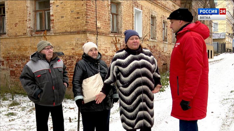 Жильцы дома на Урицкого полтора месяца живут без отопления