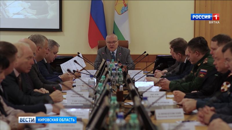 На планерке у губернатора обсудили вопросы отопления, дорог и жилищного строительства