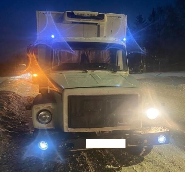 В Котельниче грузовик сбил девочку