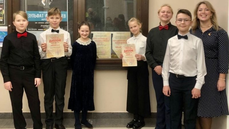 Кировские балалаечники стали лауреатами на всероссийском конкурсе