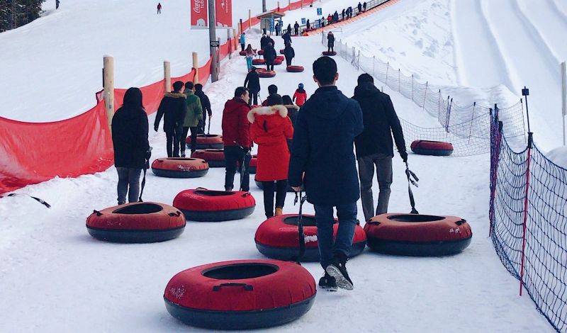 В Кировскую травмбольницу после катания на тюбингах доставили уже 5 пострадавших