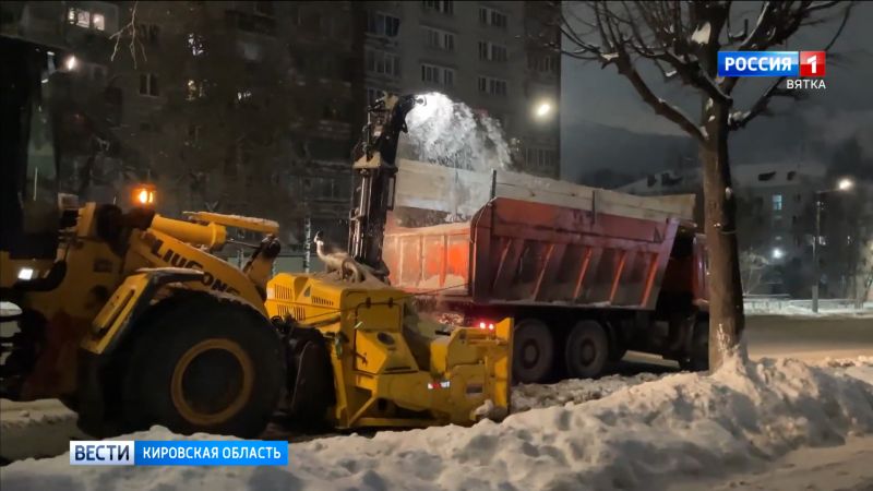 В Кировскую область поступили 7 новых грейдеров