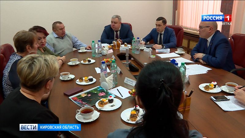 Александр Соколов встретился с родственниками погибших в СВО кировчан