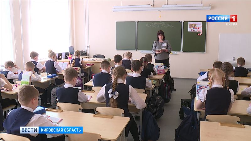 Правительство России поднимет зарплаты бюджетникам