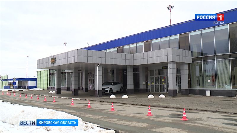 В связи с метеоусловиями самолет из Санкт-Петербурга задержали на час