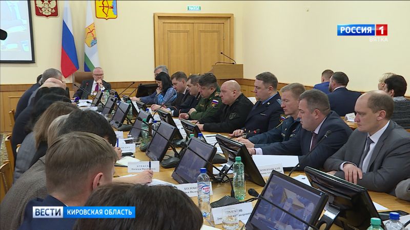 В правительстве Кировской области прошло еженедельное совещание